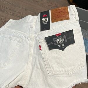 NWT white 501 Levi’s